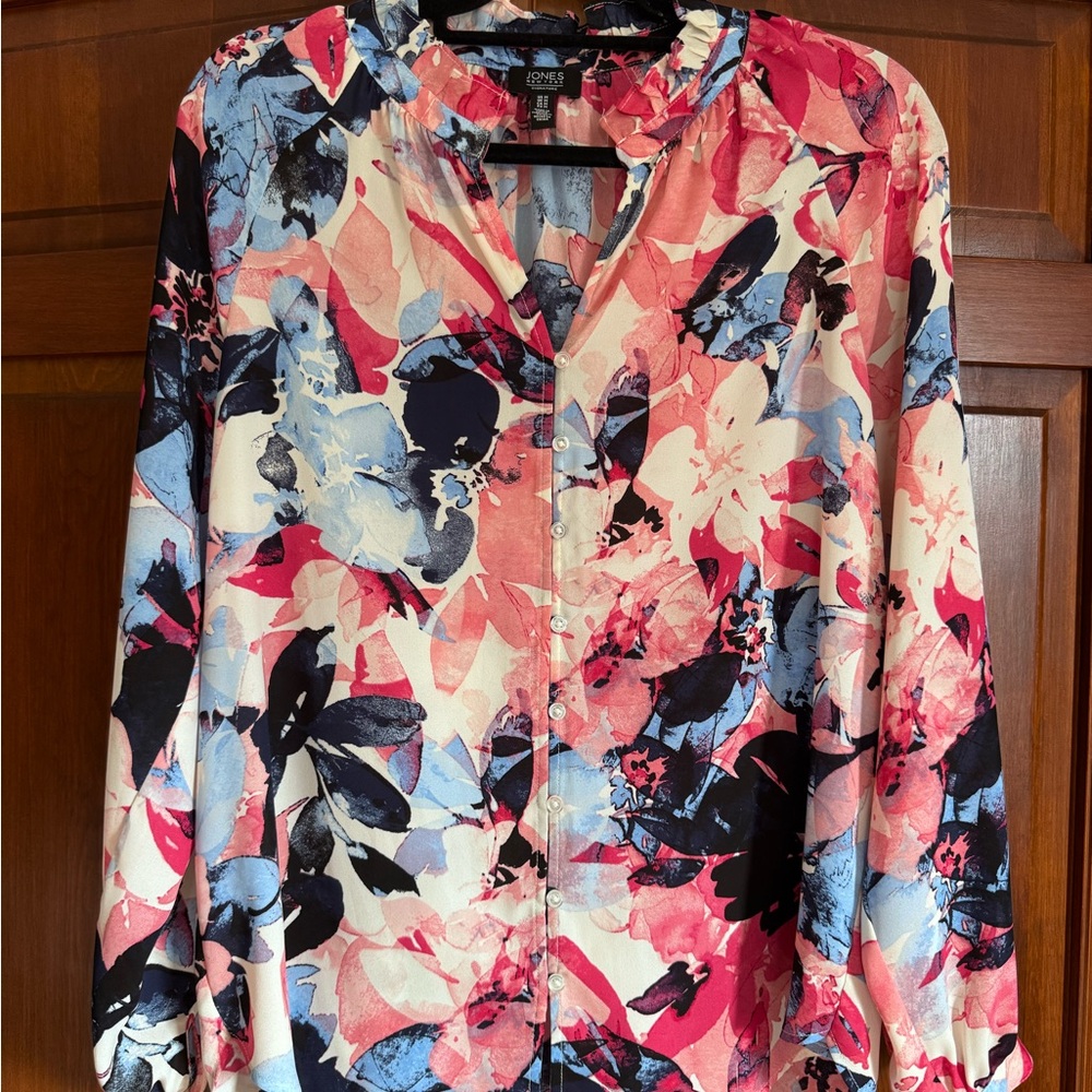 Jones New York Floral Button-Front Blouse in Pink, Blue & Black
